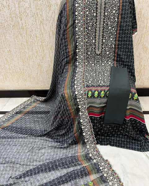 High Quality Embroidery Suit NO.03